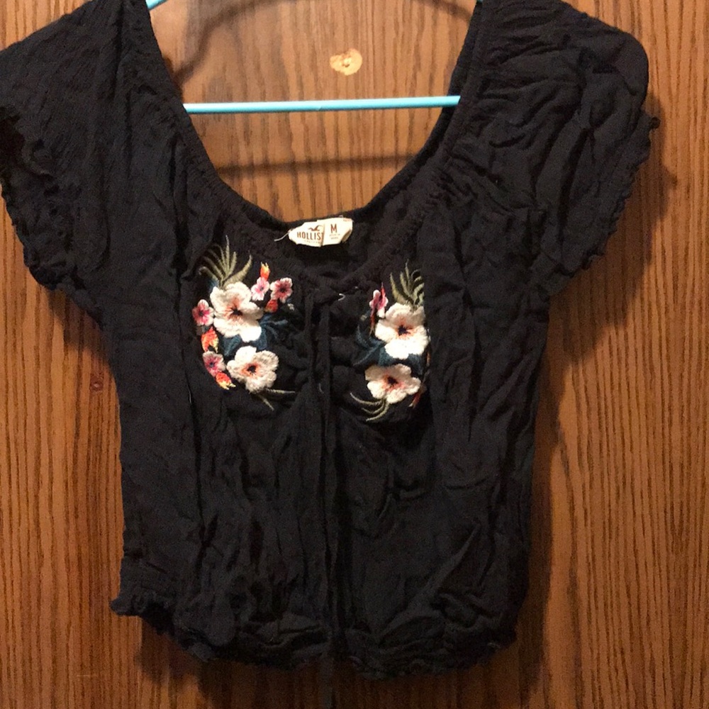 Hollister crop top